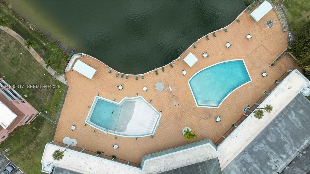 1401 NE Miami Gardens Dr 287, Miami, FL 33179