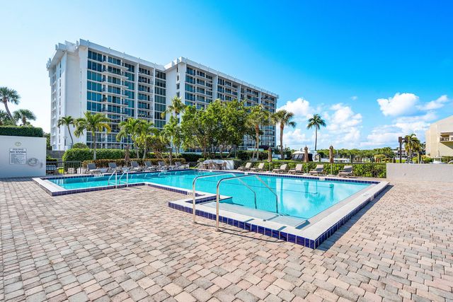 4748 S Ocean Boulevard 1401, Highland Beach, FL 33487
