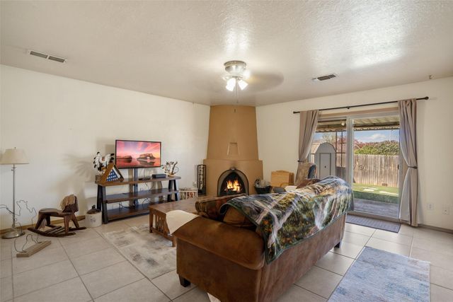2416 Avenida De Las Campanas, Santa Fe, NM 87507