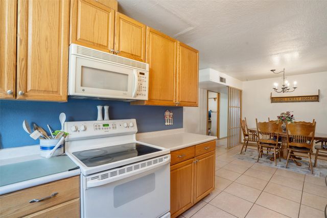 2416 Avenida De Las Campanas, Santa Fe, NM 87507