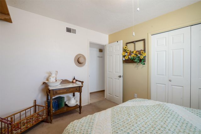 2416 Avenida De Las Campanas, Santa Fe, NM 87507