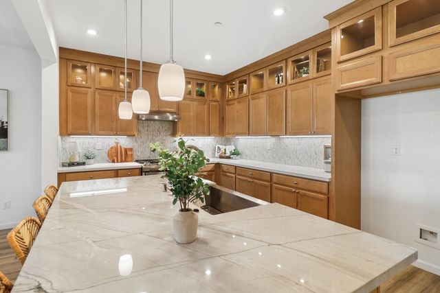 7503 Allan Detrick Ave, Elk Grove, CA 95757