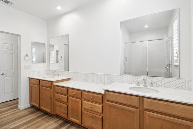 7503 Allan Detrick Ave, Elk Grove, CA 95757