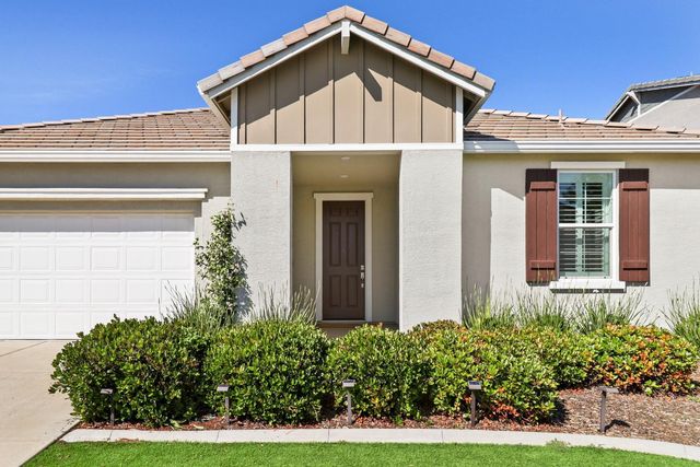 7503 Allan Detrick Ave, Elk Grove, CA 95757