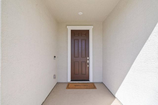 7503 Allan Detrick Ave, Elk Grove, CA 95757