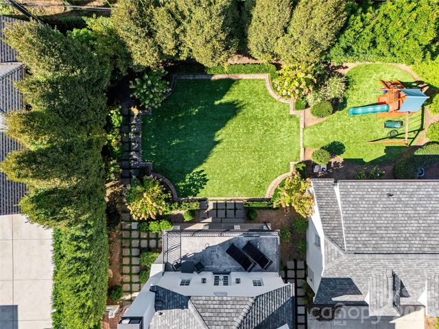 1438 Queens Road W, Charlotte, NC 28207