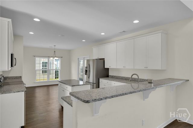 125 Grimsby Road, Savannah, GA 31407