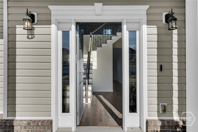 125 Grimsby Road, Savannah, GA 31407