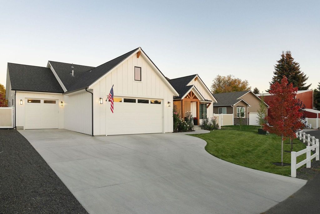 1914 N Rivista Ln, Spokane Valley, WA 99016 photo 2