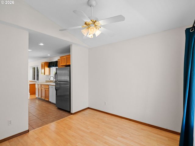 13853 Se RED SUNSET Ave, Clackamas, OR 97015