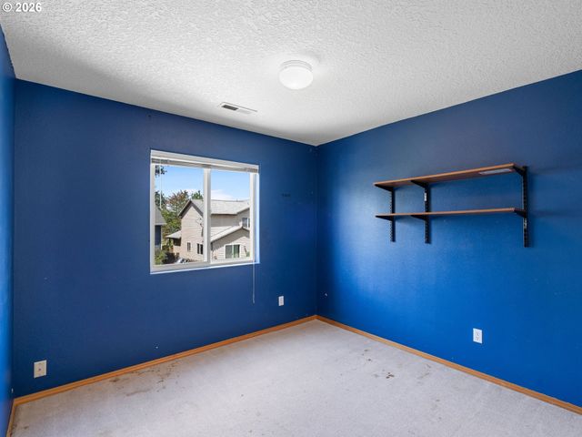 13853 Se RED SUNSET Ave, Clackamas, OR 97015