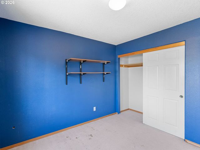 13853 Se RED SUNSET Ave, Clackamas, OR 97015