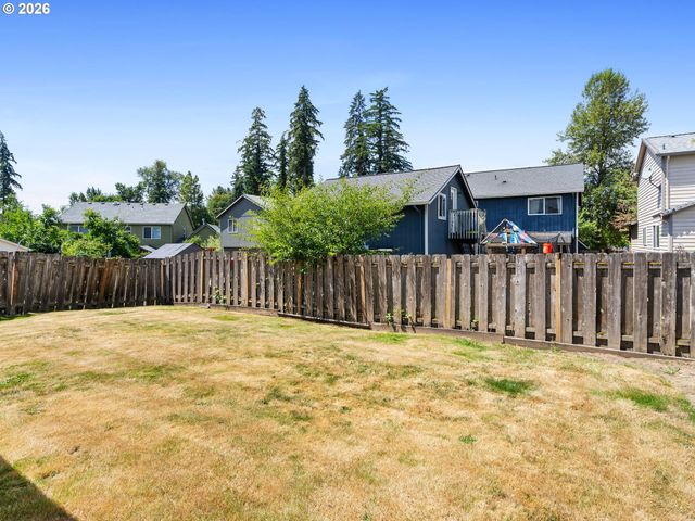 13853 Se RED SUNSET Ave, Clackamas, OR 97015