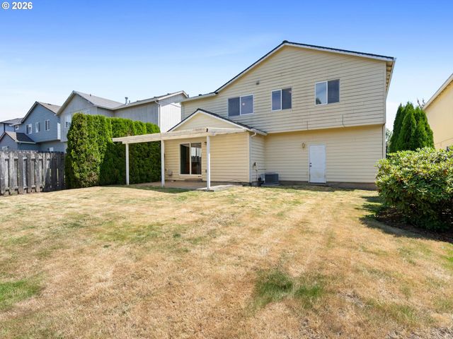 13853 Se RED SUNSET Ave, Clackamas, OR 97015