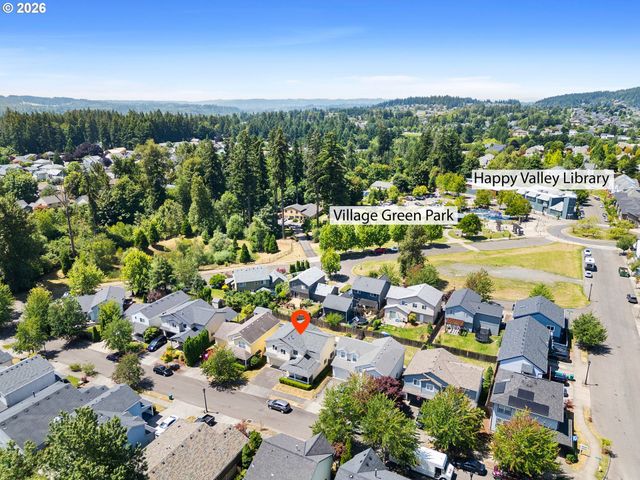13853 Se RED SUNSET Ave, Clackamas, OR 97015