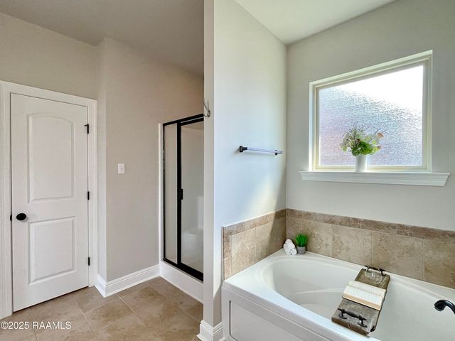 103 Sapphire Springs Road, Youngsville, LA 70592