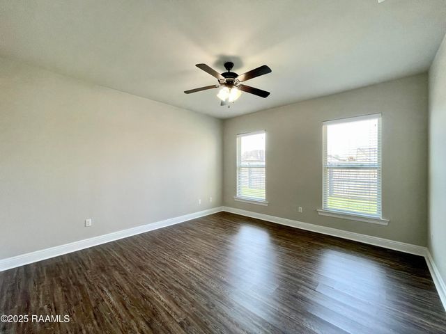 103 Sapphire Springs Road, Youngsville, LA 70592