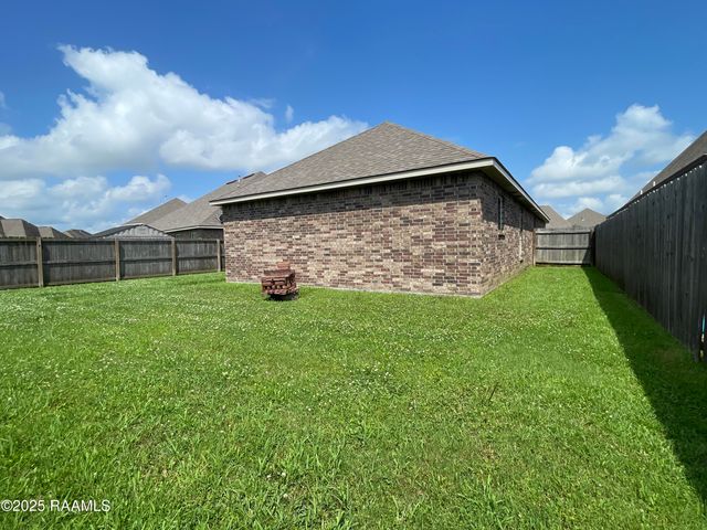 103 Sapphire Springs Road, Youngsville, LA 70592