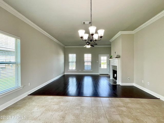 103 Sapphire Springs Road, Youngsville, LA 70592