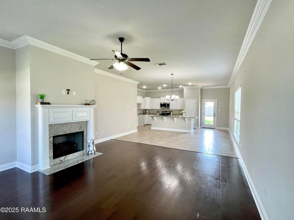 103 Sapphire Springs Road, Youngsville, LA 70592