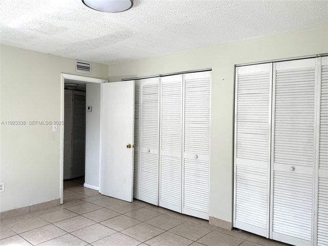 1209 N 17th Ave 1209, Hollywood, FL 33020