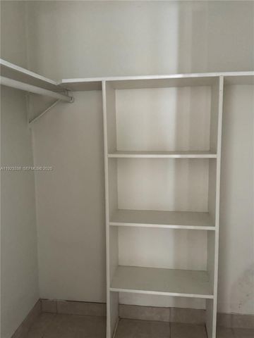 1209 N 17th Ave 1209, Hollywood, FL 33020