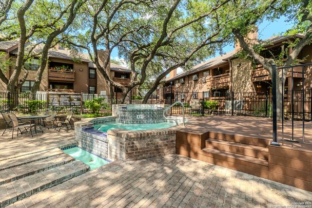 10955 Wurzbach Rd Apt 1007, San Antonio, TX 78230