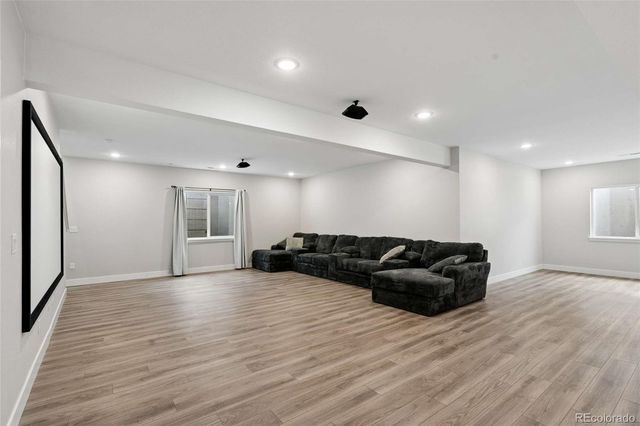 3859 N Buchanan Way, Aurora, CO 80019