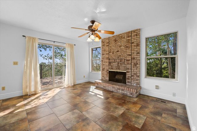 254 E 1825 N, Centerville, UT 84014