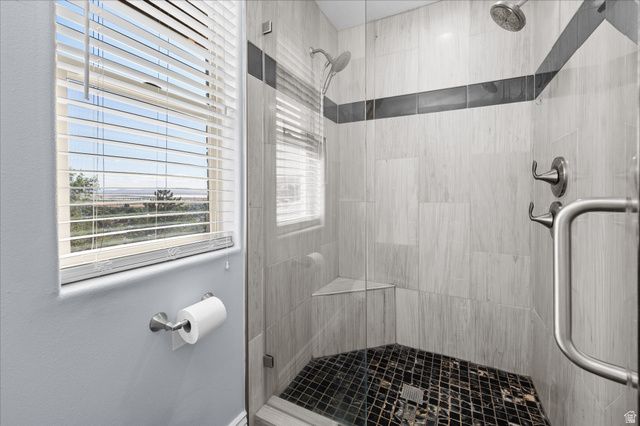 254 E 1825 N, Centerville, UT 84014