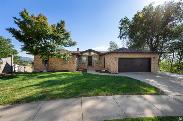 254 E 1825 N, Centerville, UT 84014
