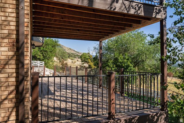 254 E 1825 N, Centerville, UT 84014
