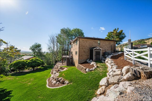 254 E 1825 N, Centerville, UT 84014
