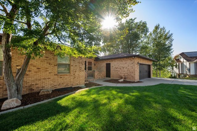 254 E 1825 N, Centerville, UT 84014