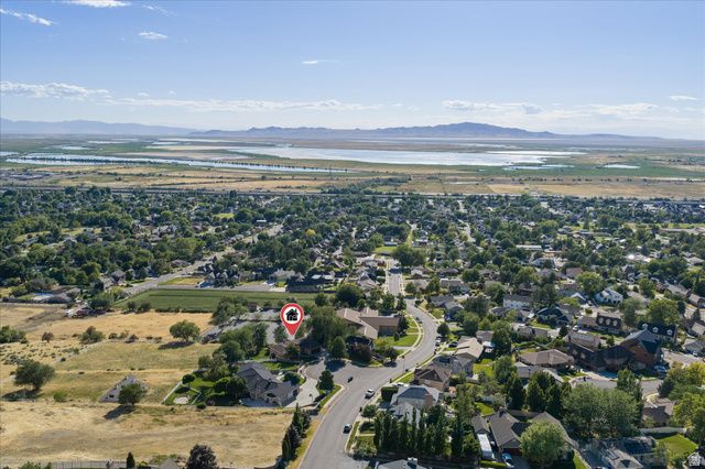 254 E 1825 N, Centerville, UT 84014