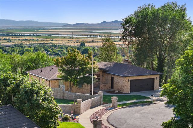254 E 1825 N, Centerville, UT 84014