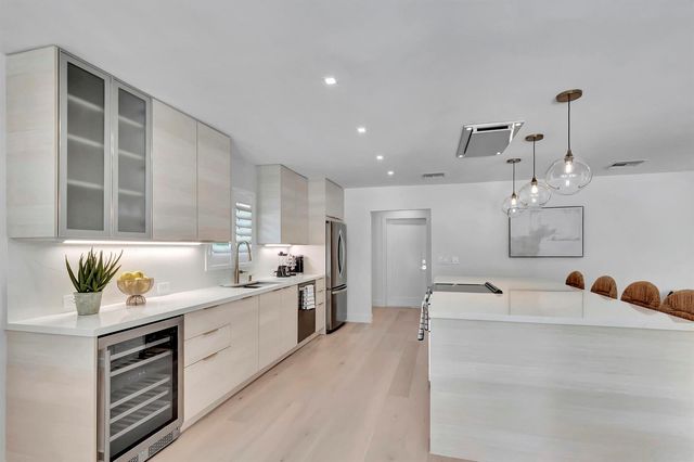 530 NW 14th Street, Delray Beach, FL 33444