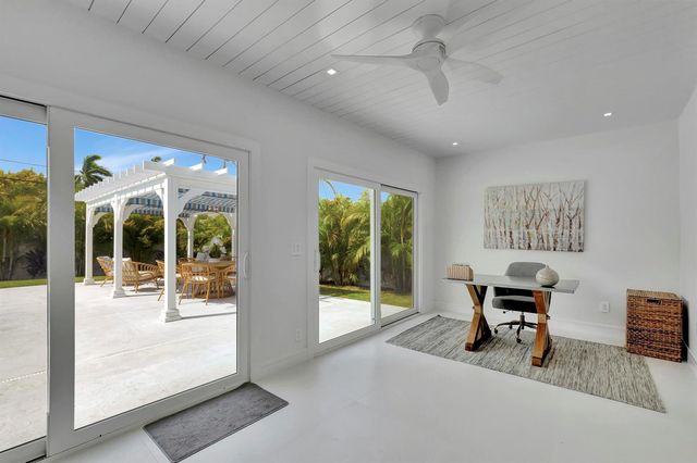 530 NW 14th Street, Delray Beach, FL 33444
