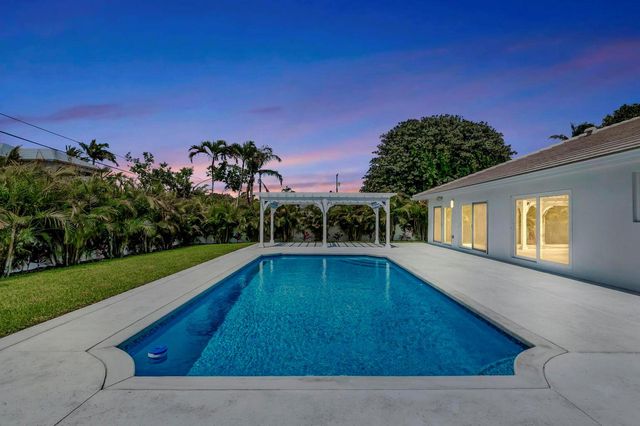 530 NW 14th Street, Delray Beach, FL 33444