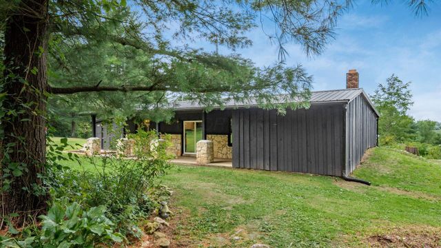 3760 Township Road 138 NW, Somerset, OH 43783