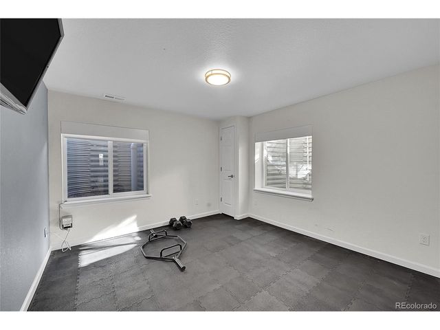 514 Coyote Willow Dr, Colorado Springs, CO 80921