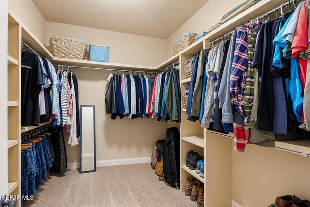 5544 DENNIS CAVIN Lane, El Paso, TX 79934