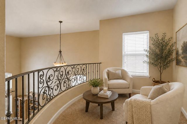 5544 DENNIS CAVIN Lane, El Paso, TX 79934