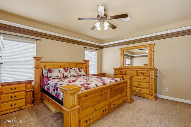 5544 DENNIS CAVIN Lane, El Paso, TX 79934