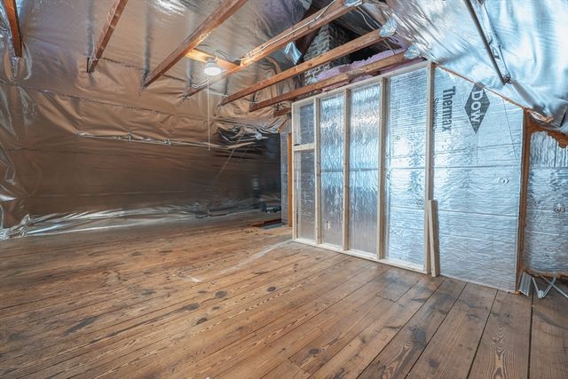 58 Appleton St, Springfield, MA 01108