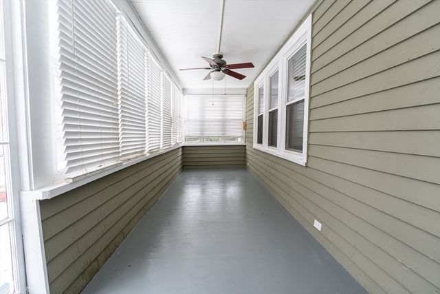 58 Appleton St, Springfield, MA 01108