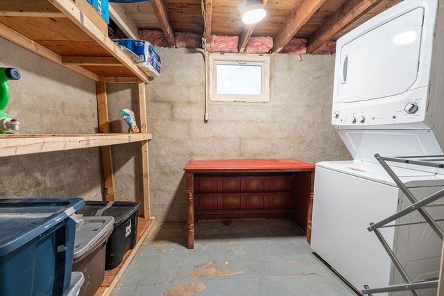 58 Appleton St, Springfield, MA 01108