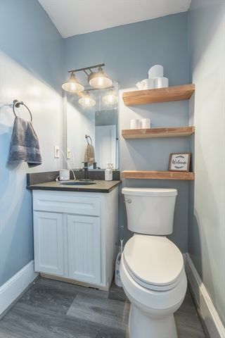 58 Appleton St, Springfield, MA 01108