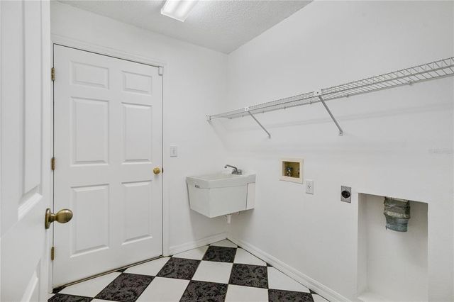 2989 BROOKFIELD LANE, Clearwater, FL 33761