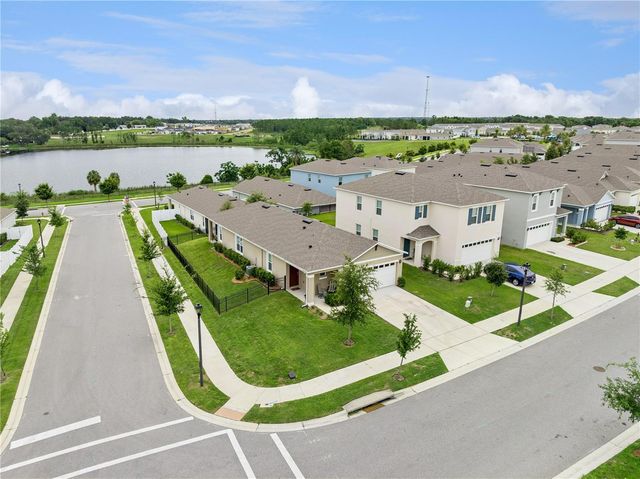 2698 ROWAN STREET, Tavares, FL 32778